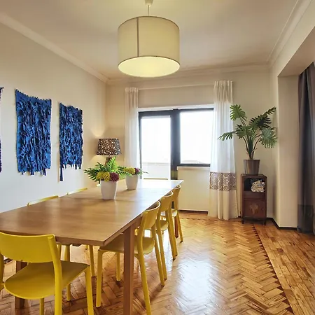 Apartment Apolonia 30 Guests - Lisbonbreaks Lisbon